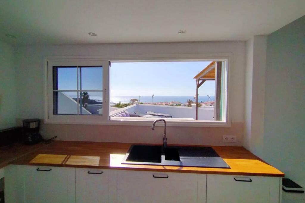 فيلا Casa Vista Al Mar Abades  المظهر الخارجي الصورة